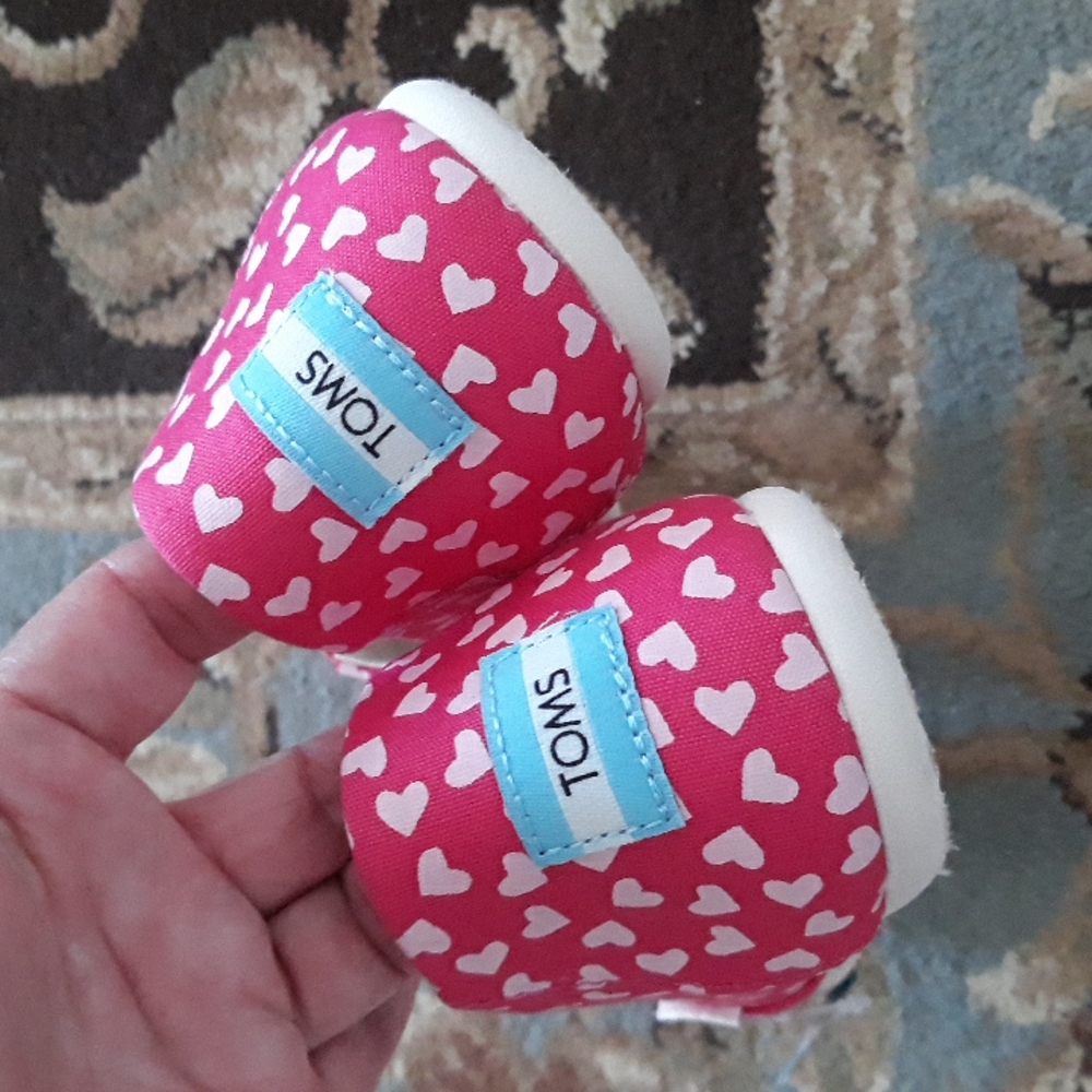2x*Host Pick*Toms Belmont Raspberry Hearts shoes - Picture 9 of 16